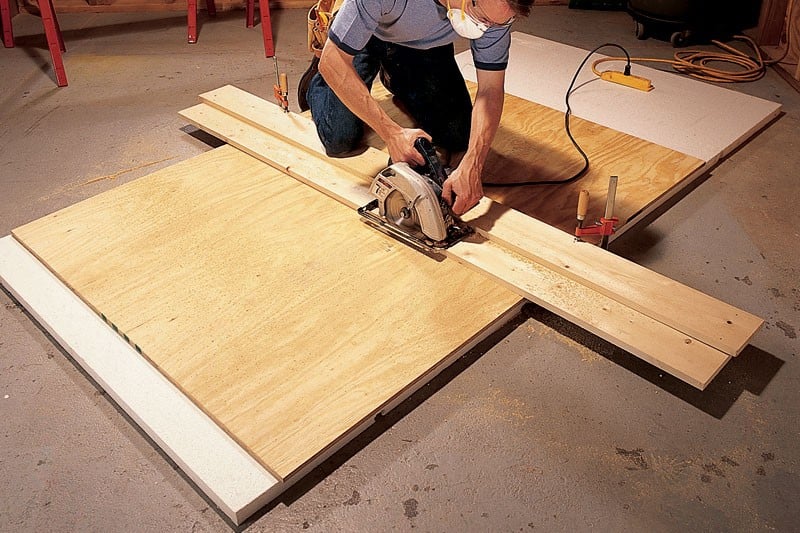 How to cut plywood with a circular saw